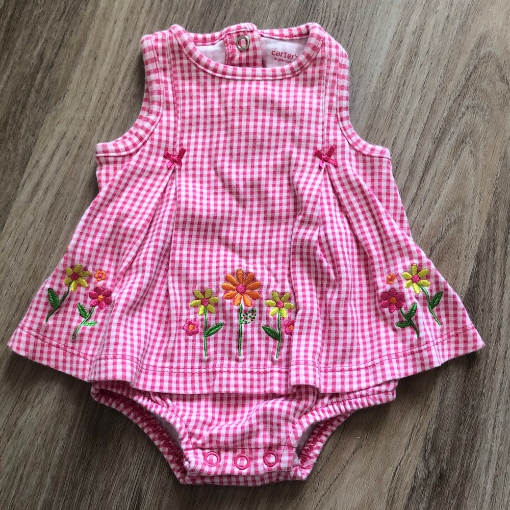 ❤️$3 Carter's Newborn Outfit